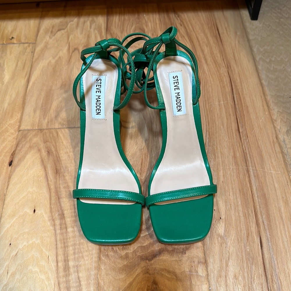 Steve Madden Green heeled sandals